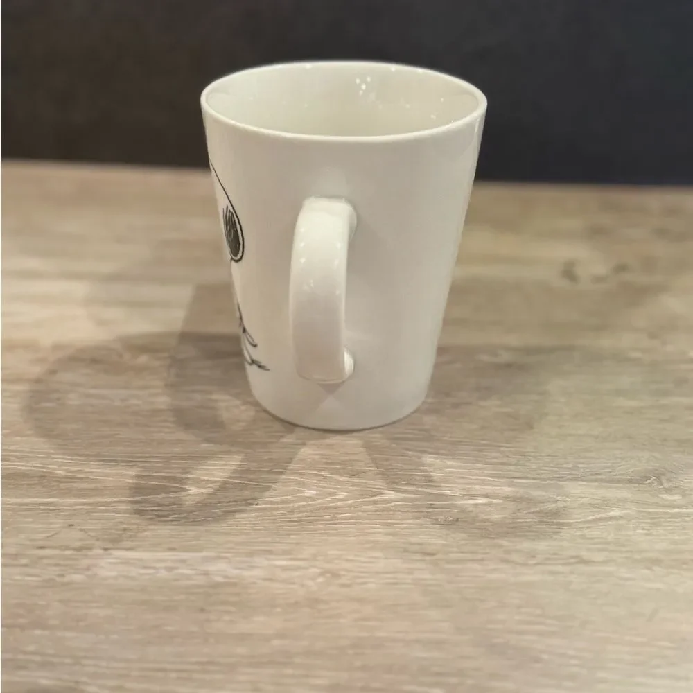 2019 Peanuts Snoopy Christmas Stoneware Mug - Picture 4 of 9